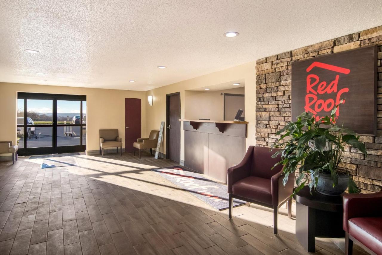 Red Roof Inn Greensburg Esterno foto